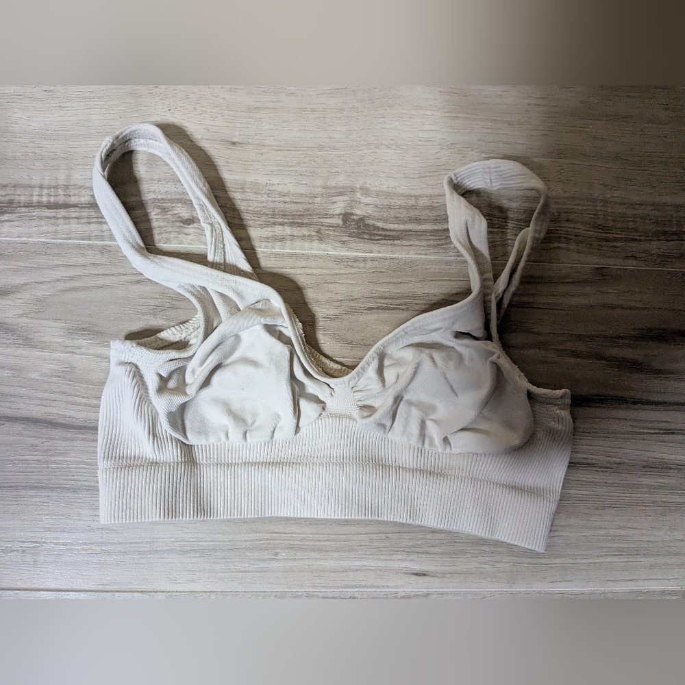 Body By Victoria Small White Cream Bra Active wear Sports Athletic Wireless